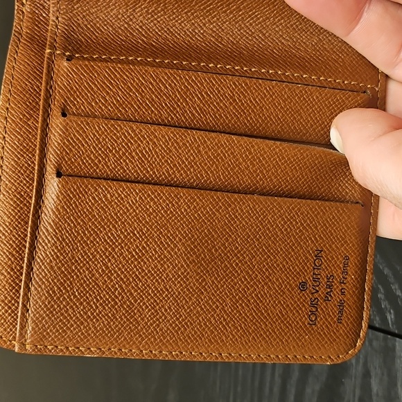 Authentic Louis Vuitton Compact Zippy Wallet - Picture 4 of 12